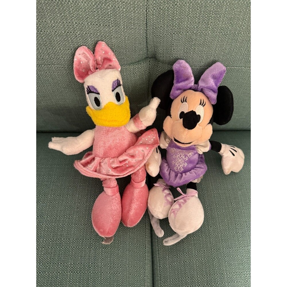 Disney Store Minnie Mouse Daisy Duck Ice Skater 6" Plush